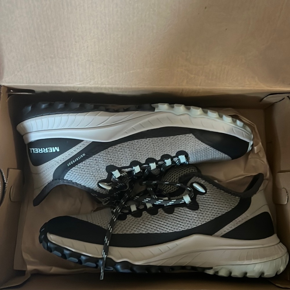 Never worn. Wrong size and past return policy window.